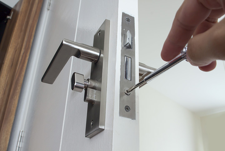 Our local locksmiths are able to repair and install door locks for properties in West Drayton and the local area.
